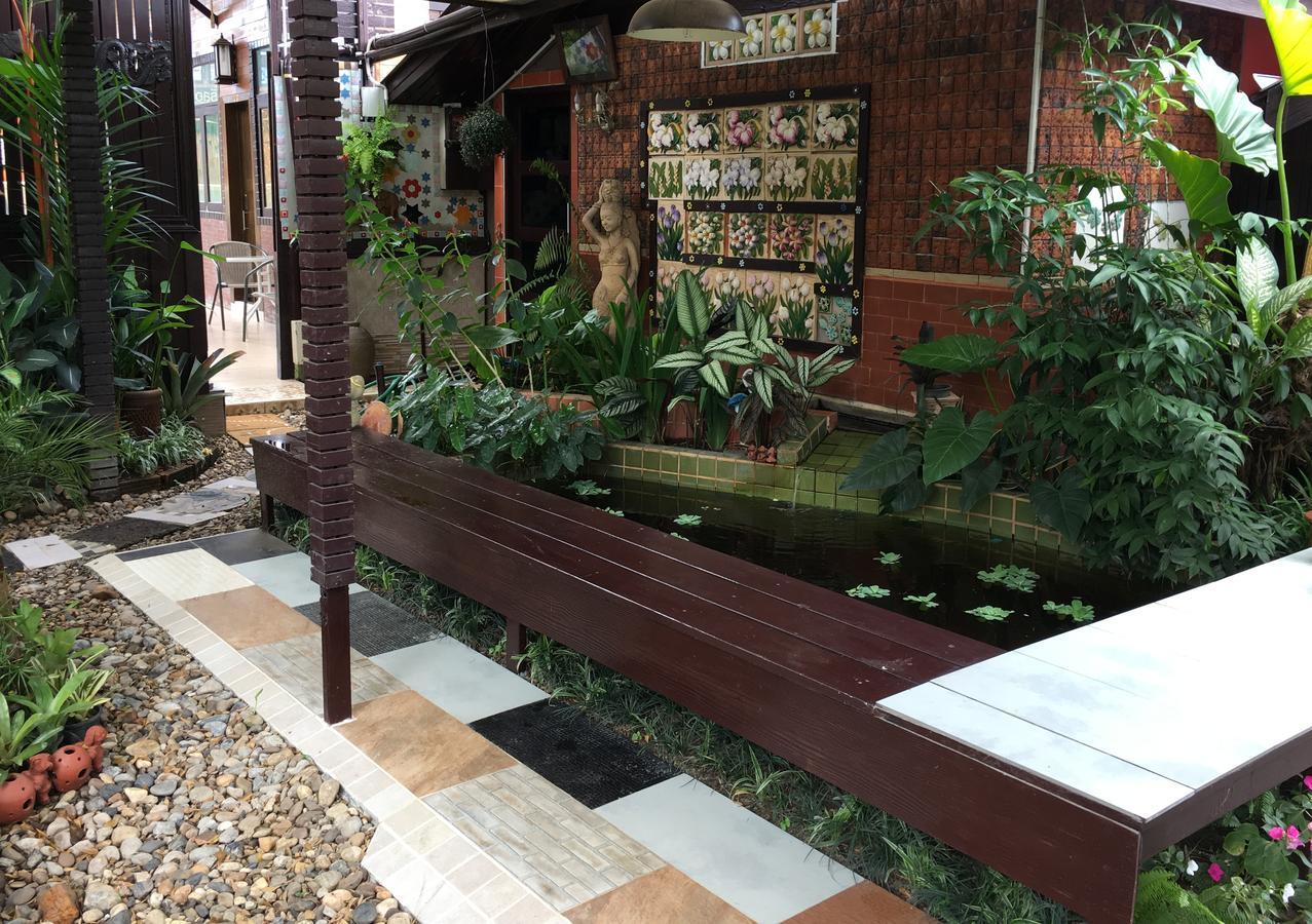 Wiang Kum Kam Resort Chiang Mai Exterior foto